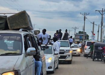 Wiz Brown goes on a Rally in Shirkat ahead of his anticipated maiden concert