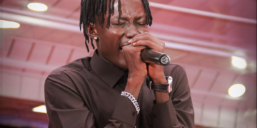 Bob Dizzy Over-shadows everyone at the MachKuol concert with great performance